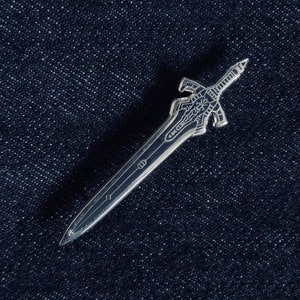 Pin de esmalte duro de la espada grande del abismo