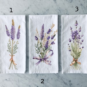 lavender tea towel, housewarming gift, lavender, flour sack towel, mothers day gift, farmhouse decor, spring tea towel, farmhouse kitchen