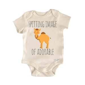 kameel, kraamcadeau, kameel peutershirt, baby onesie®, babyaankondiging, babykleding, kameel babykleding, kameel baby onesie®