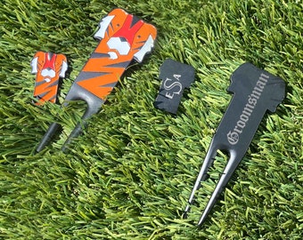 Custom Divot Tool Personalized Gifts for Him | Groomsmen Gifts Golf Ball Marker | Golf Accessories Golfer Gifts Christmas Gifts for Men Dad