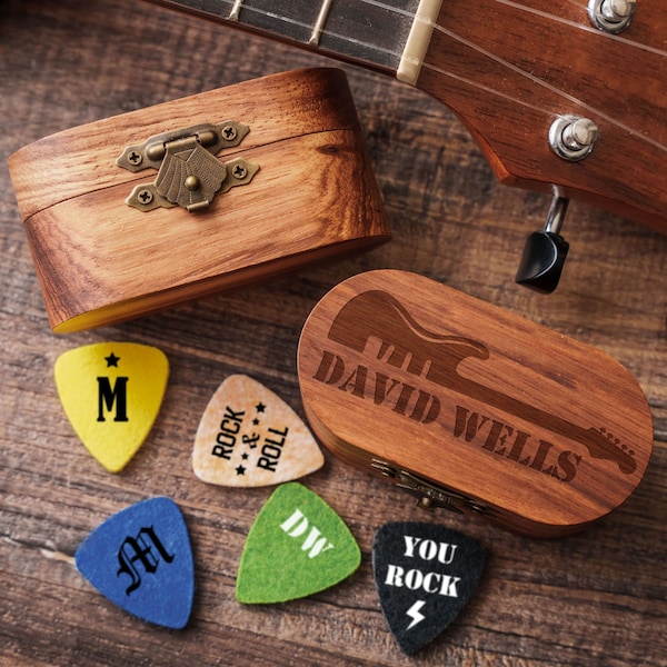 Personalized Ukulele Picks | Custom Wooden Ukulele Pick Case Box with Engraving | Wood Guitar Pick Organizer | Music Gift for Guitarist FGP