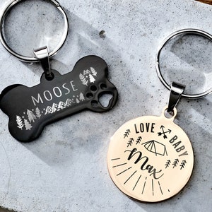 Etiqueta de identificação para cachorro de menino | Etiqueta de identificação personalizada para cachorro | Etiqueta de identificação para animal de estimação gravada com formato redondo e osso | Etiqueta de identificação dourada para cachorro | Etiqueta de identificação para animal de estimação | Etiqueta de identificação para animal de estimação