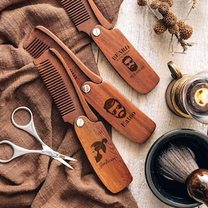Peigne en bois personnalisé pour homme barbu : gravé, pliable, format de poche, cadeaux de garçons d'honneur