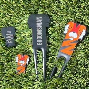 Benutzerdefinierte Tiger Divot Werkzeugball Markt Set Jubiläumsgeschenk für Ihn, Groomsmen Golf Geschenk Accessoires, personalisierte Geschenke Golf Geschenke für Männer