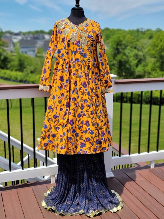 Women Casual Angrakha with Gharara. Pakistani Designer. Indian Wedding. Women Casual Angrakha with Gharara. Pakistani Designer. Indian Wedding.