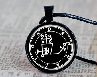 Dantalion Sigil Necklace, Goetia Solomon Demon Seal Pendant Medallion, Pagan Witchcraft Occult Jewelry Devil Magic Left Hand Path Witch Gift