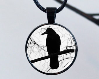 Raven Jewelry, Raven Necklace, Crow Pendant, Crow Necklace, Animal Bird Necklace, Raven Jewelry Silver, Animal Totem, Bird Amulets