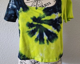 Neon Yellow & Black Tie Dye Crop Shirt Juniors Size XL