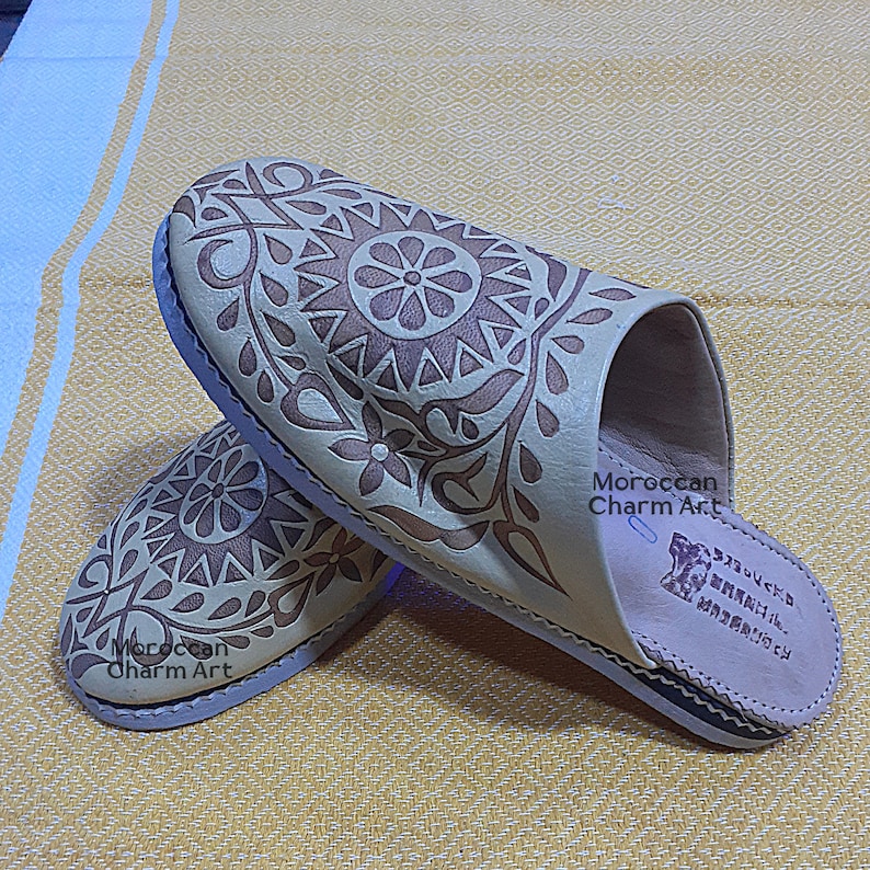 Organic Leather Moroccan Babouche for women Mules unisex slippers Handmade shoes genuine leather shoes Hand dyed Leather Shoes