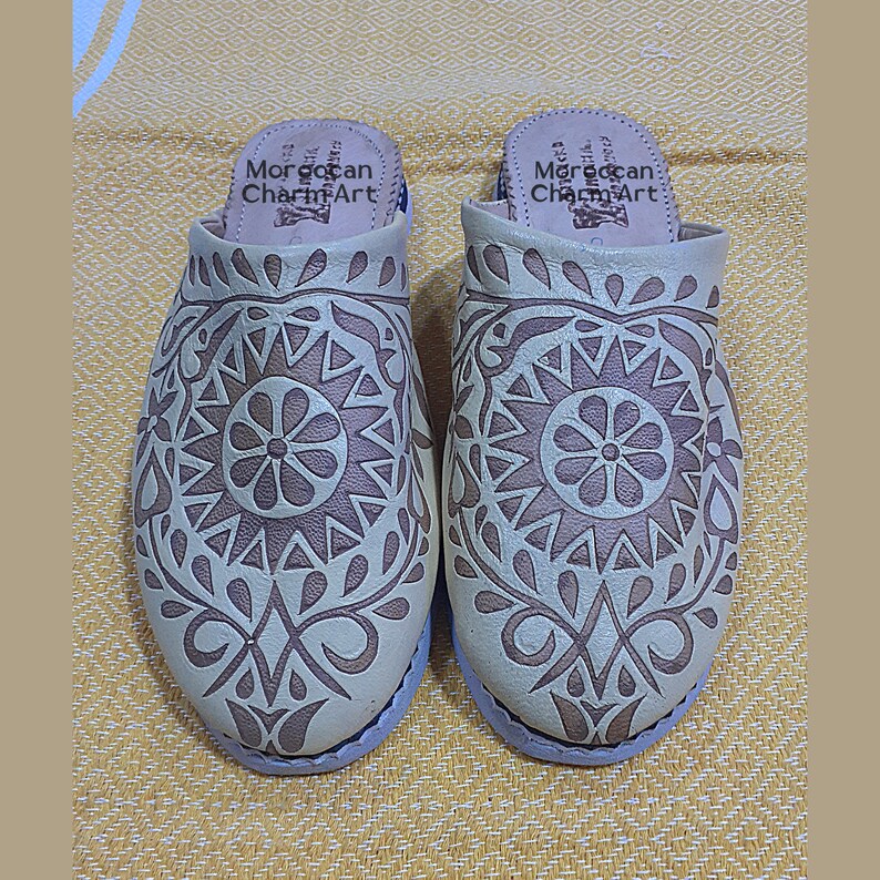 Organic Leather Moroccan Babouche for women Mules unisex slippers Handmade shoes genuine leather shoes Hand dyed Leather Shoes