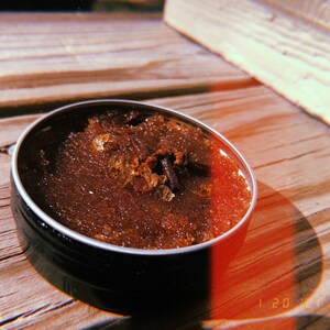Romantic Musk Sugar Scrub