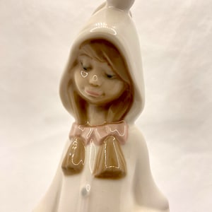 Lladro Tengra Virgin Mary Retired Figurine