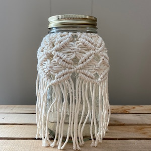 Macrame Jar Cover (32 oz)