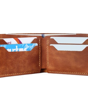 Portefeuille en cuir minimaliste personnalisé, portefeuille à deux volets classique fait à la main, porte-cartes marron, cadeau d'anniversaire pour lui, taille : 3,2" x 4,4"