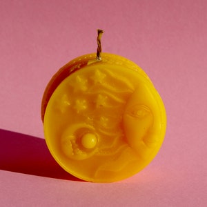 Runde Sonne, Mond und Sterne reine Bienenwachskerze mit Baumwoll- oder Jutedocht, Farboptionen erhältlich, 6 cm oder 2,36 in Höhe und Durchmesser