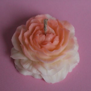 Peony shaped candle, blooming peonies, perfect gift for her, beeswax or soy wax, white, red, rose colours, Valentine’s decor, love, present