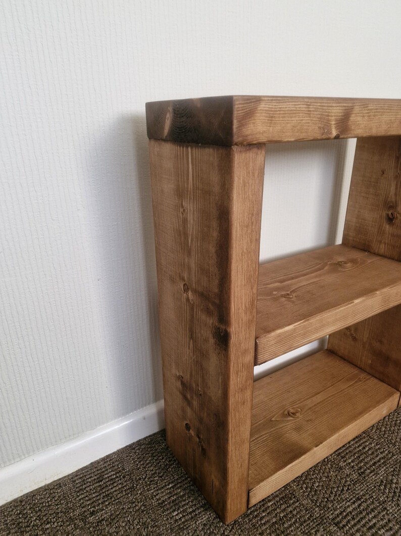 Rustic Solid Pine Side Table with Open Shelf Storage - Various Sizes & Colours Available bild 5