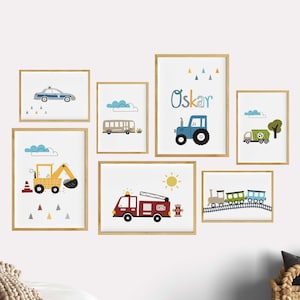 Pokój dziecięcy plakat chłopiec ciągnik, powiedzenie dla dzieci, zestaw zdjęć koparka, autobus, śmieciarka, radiowóz, nazwa, pojazdy budowlane, niebieski, żółty czerwony