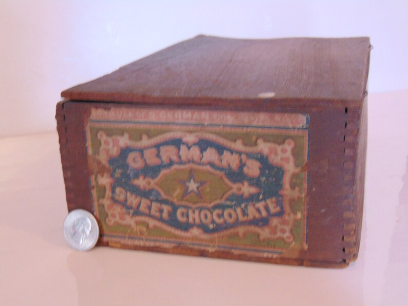 Vintage Antique Walter Baker Company German Chocolate Wooden Box