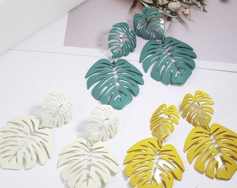 South Korean Fashion Temperament Exaggerated Retro Hipster Wild Hollow Big Leaf Beach Earrings