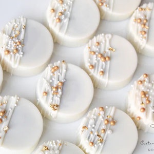 Chocolate covered Oreos - weddings favors - baby shower treats - bridal shower