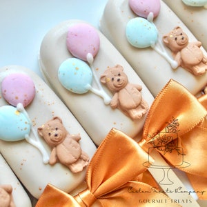 We Can Bearly Wait Cakesicles -  Teddy Bear  Cakesicles - Baby shower , Birthday
