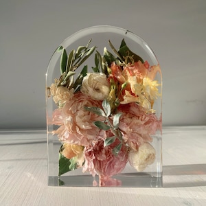 Brautstrauß Konservierung / bewahre deinen Hochzeitsstrauß / Hochzeit Andenken / Erinnerungsstück aus deinen Blumen / Resin Harz Bild 4