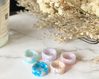 Dainty Trendy Ethereal Marble Pastel Open Cuff Ring Stackable Band Statement Ring Colourful Resin Acrylic Ring y2k Vintage Style Handmade