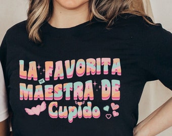 Valentines Bilingual Teacher Shirt, Valentines Spanish Teacher tshirt, favorita maestra de cupido, Valentines Maestra shirt