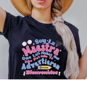 Bilingual Teacher back to School T-shirt, Cute Spanish Teacher Shirt, Maestra T-shirt, Funny Back to School, Personalized Teacher shirt