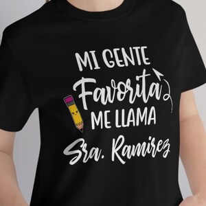 Maestra T-shirt, Spanish teacher gift, Bilingual teacher shirt, latina teacher shirt