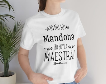 Maestra T-shirt, Spanish teacher gift, Bilingual teacher shirt, latina teacher shirt, funny Teacher shirt