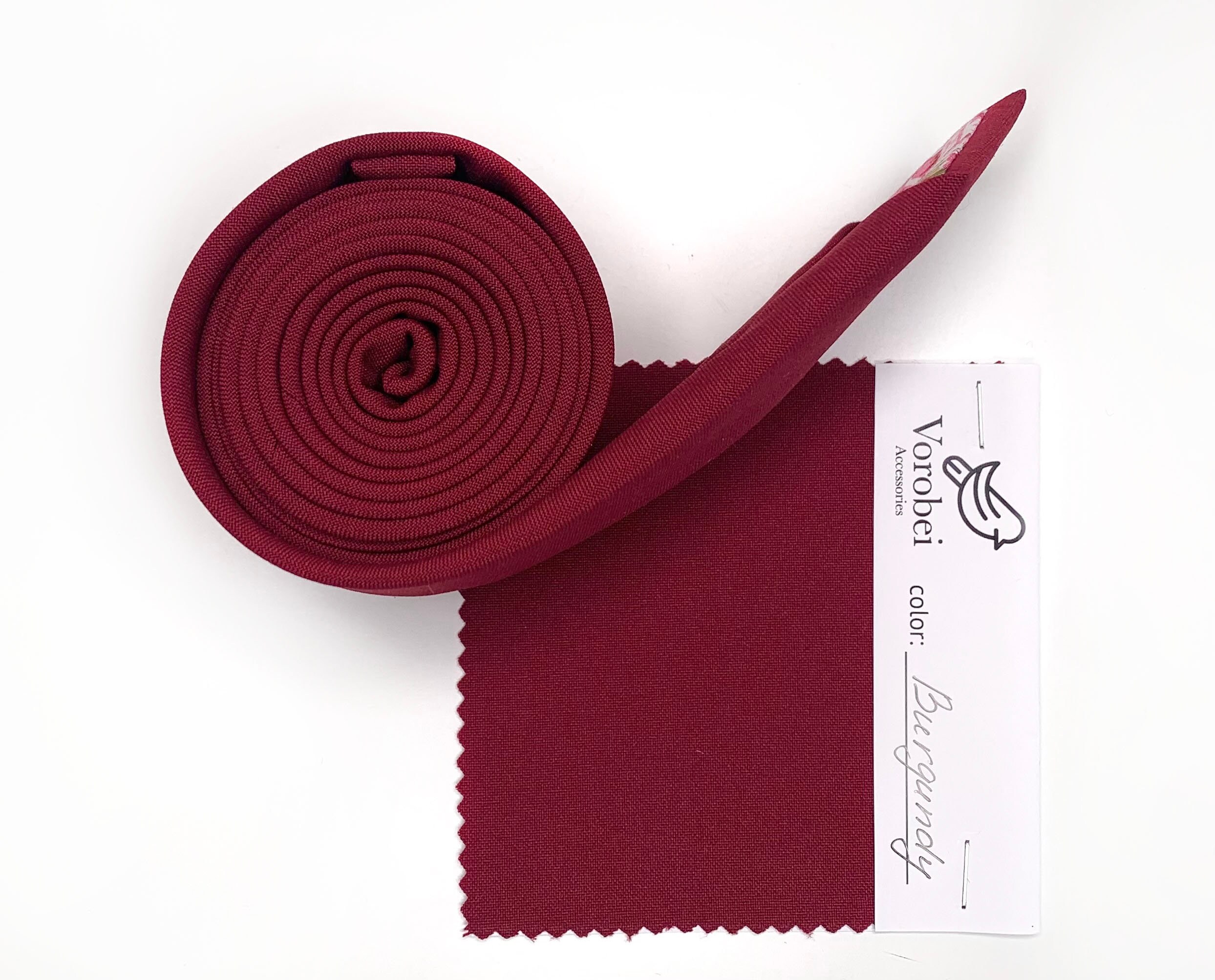 Corbata TigerTie - Satén Rojo Burdeos, 150cm, Estilo Clásico