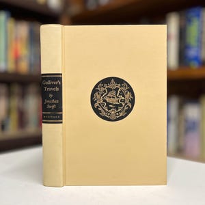 Gulliver’s Travels by Jonathan Swift 1940 Heritage Press Illustrated Hardcover Book in Original Slipcase