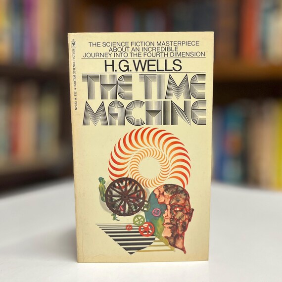 The Time Machine by H.G. Wells 1967 Science Fiction Classic Paperback Book