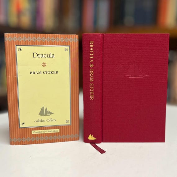 Dracula by Bram Stoker 2003 Collectors Library Hardcover Book in Original Dust Jacket (Barnes & Noble)