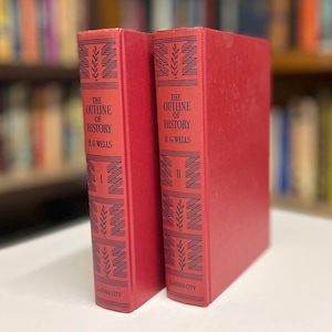 The Outline of History: The Whole Story of Man de H.G. Wells, deux volumes, 1961 à couverture rigide, édition club de lecture avec cartes et illustrations