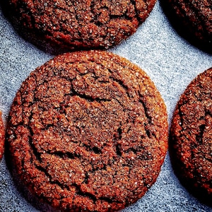 Best Seller! 2 POUNDS of Soft Molasses Cookies - (Artisan Bakery Box)