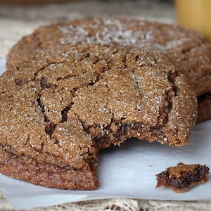 Best Seller! 2 POUNDS of Soft Molasses Cookies - (Artisan Bakery Box)