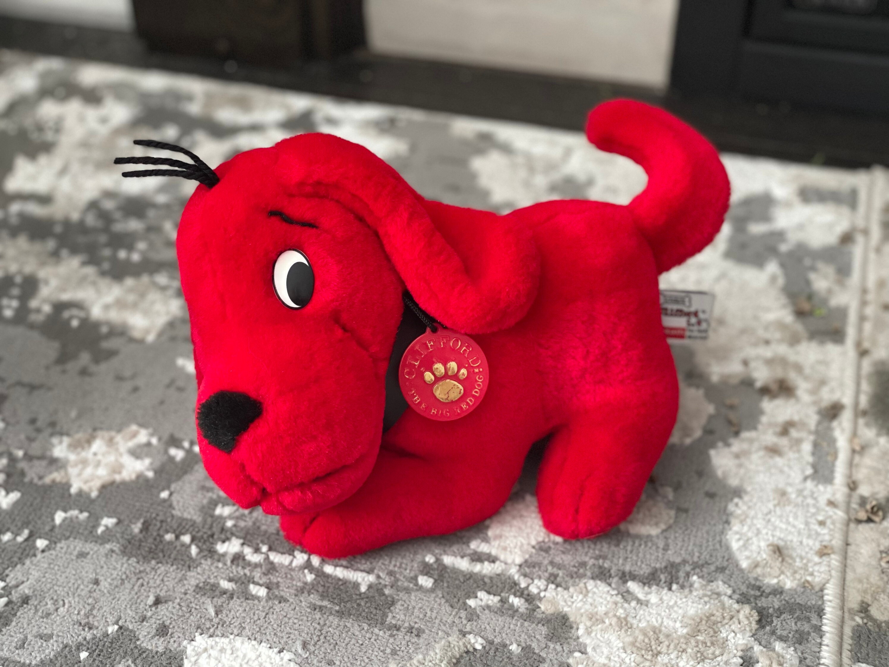 Collectible Vintage 1997 Scholastic Plush Clifford the Big Red Dog