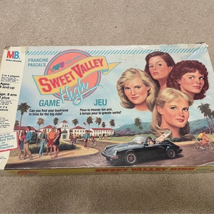 Sweet Valley High board game - 99% complete. Missing 1 card. 1989 edition. Bilingual French & English.