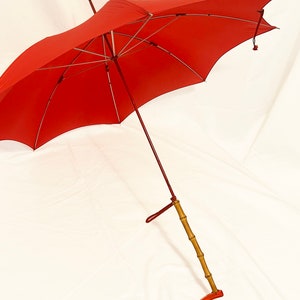 Mid Century Vintage Bright Red Umbrella/Parasol with Bamboo and  Red Lucite Handle Made In England by Penguin. Stunning