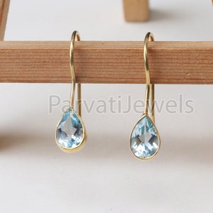Natural Blue Topaz Earring, 18k Solid Gold Earrings, Solid Gold Earrings, Blue Topaz Dangle Earrings, Birthstone Earrings, Handmade Earrings