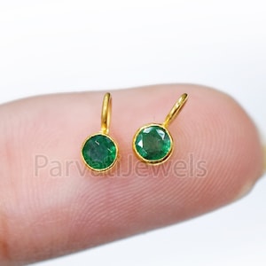 Natural Emerald Gold Charm, 18k Solid Gold Charm, Emerald Gold Charm Pendant, Handmade Gold Charm, Gift For Her  Beautiful Jewelry