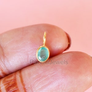 Natural Emerald Gemstone 18K Gold Solid Charm Pendant, Emerald Gold Charm, 18K Solid Gold Dainty Charm Jewelry, May Birthstone Jewelry