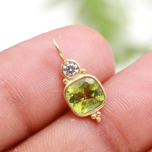 Natural Peridot Moissanite Charm, 18k Solid Gold Charm, Peridot Charm Pendant, Charm Pendant, Moissanite Gold Charm, Handmade Gold Charm