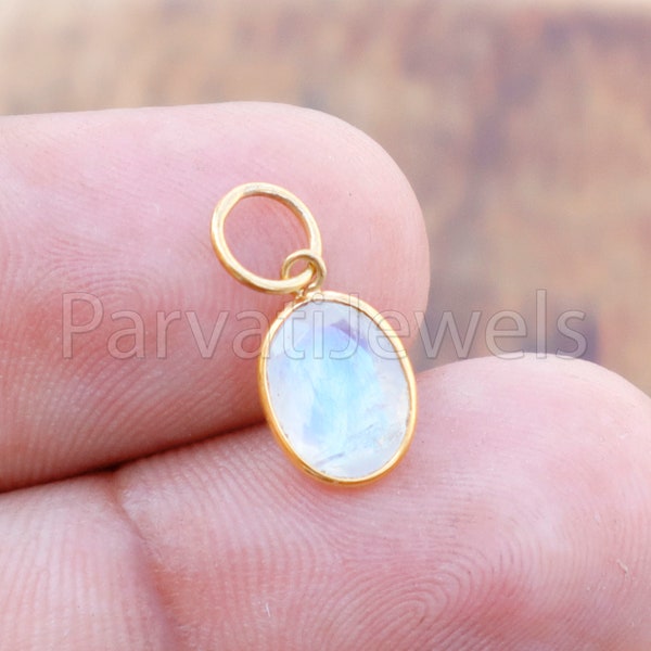 Rainbow Moonstone Charm, 18k Solid Gold Charm, Natural Moonstone Charm, Gold Charm, Charm Pendant, Charm Necklace, Handmade Gold Charm