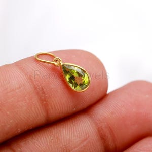 Natural Peridot Charm, 18k Solid Gold Charm, AA Peridot Gold Pendant, Gold Charm, Handmade Gold Charm, Peridot Charm Pendant, Charm Necklace