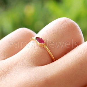 Natural Ruby Ring, Ruby Gold Ring, 18k Solid Gold Ruby Ring, Handmade Gold Ring, Ruby Engagement Ring, Wedding Ruby Ring, Gift for Her,