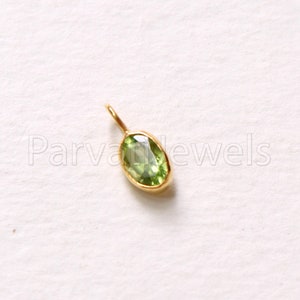Peridot Charm, 18k Solid Gold Charm, Natural Peridot Charm, Gold Charm, Charm Pendant, Charm Necklace, Handmade Gold Charm